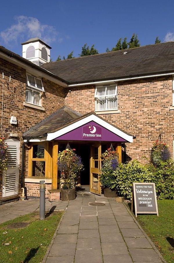 Premier Inn Premier Inn Wrexham North Ngoại thất bức ảnh